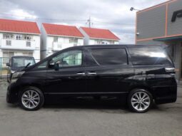 
										TOYOTA VELLFIRE 2010 full									