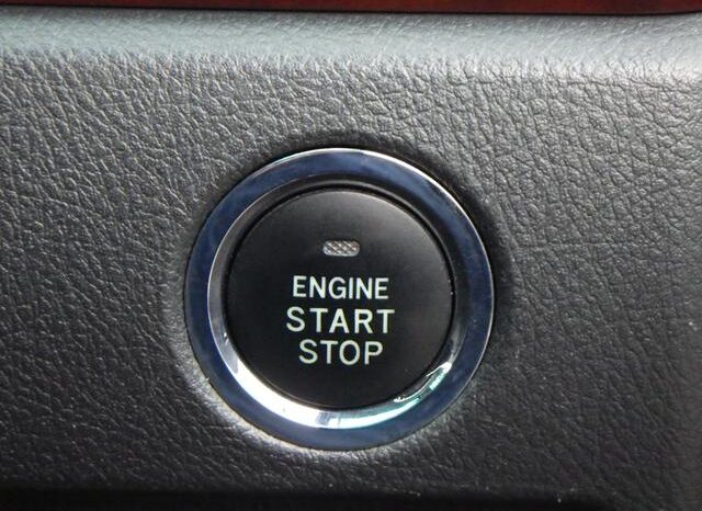 
								TOYOTA VELLFIRE 2010 full									