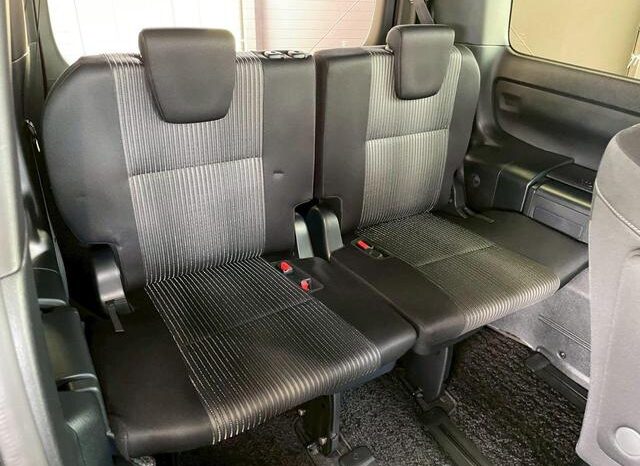 
								TOYOTA VOXY 2020 full									