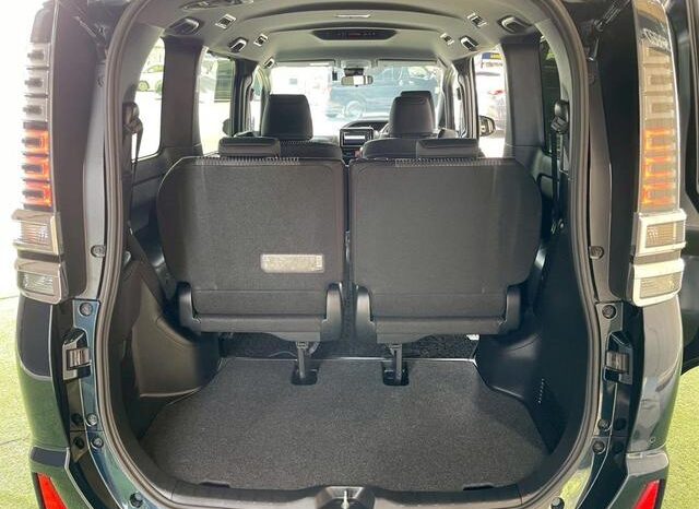 
								TOYOTA VOXY 2020 full									