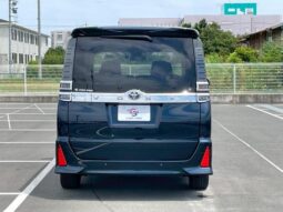 
										TOYOTA VOXY 2020 full									