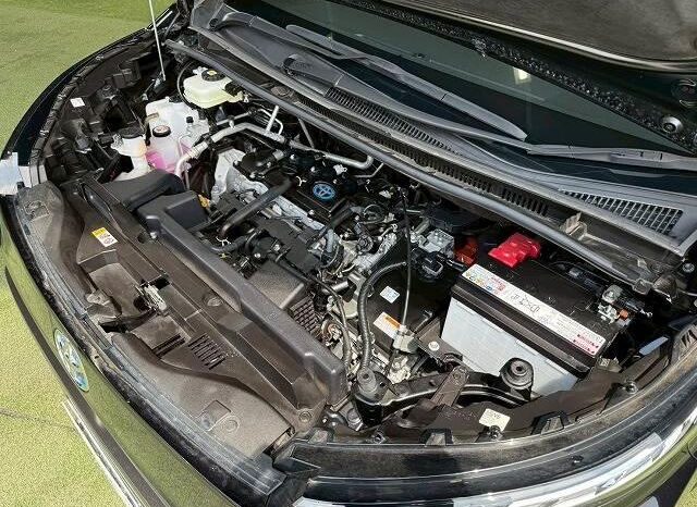 
								TOYOTA VOXY 2023 full									