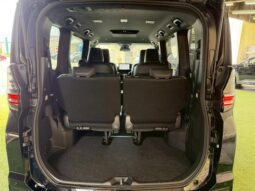 
										TOYOTA VOXY 2023 full									