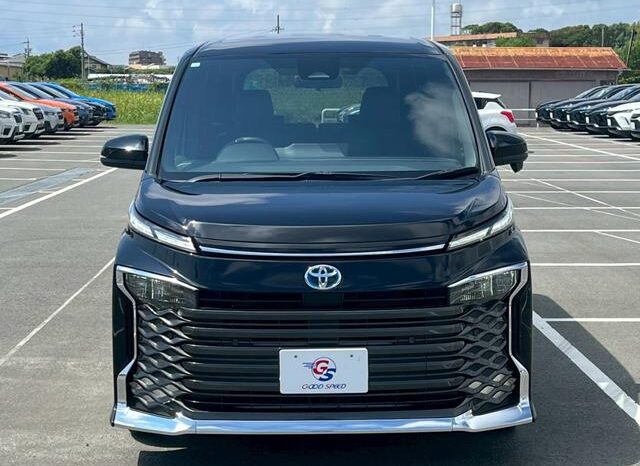 
								TOYOTA VOXY 2023 full									