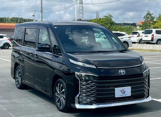 
								TOYOTA VOXY 2023 full									