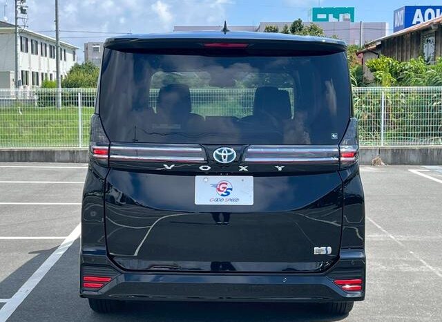 
								TOYOTA VOXY 2023 full									