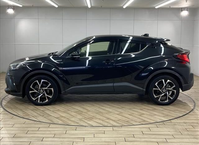 
								TOYOTA C-HR 2020 full									