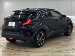
										TOYOTA C-HR 2020 full									