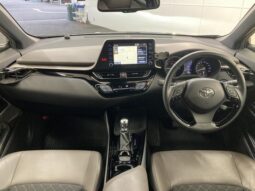 
										TOYOTA C-HR 2020 full									