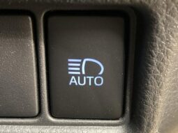 
										TOYOTA C-HR 2020 full									