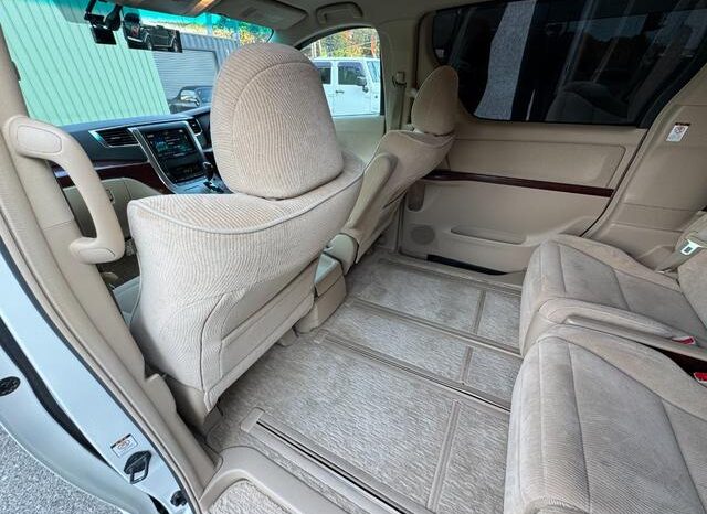 
								TOYOTA VELLFIRE 2009 full									