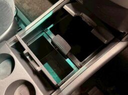 
										TOYOTA VELLFIRE 2008 full									