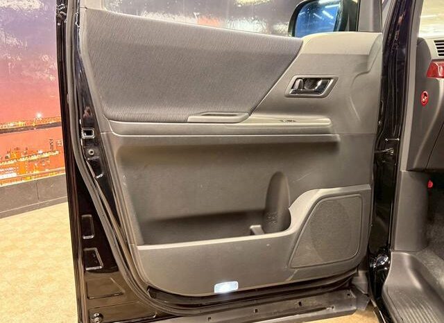 
								TOYOTA VELLFIRE 2008 full									