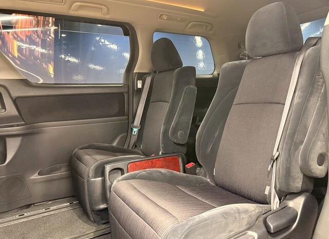 
								TOYOTA VELLFIRE 2008 full									