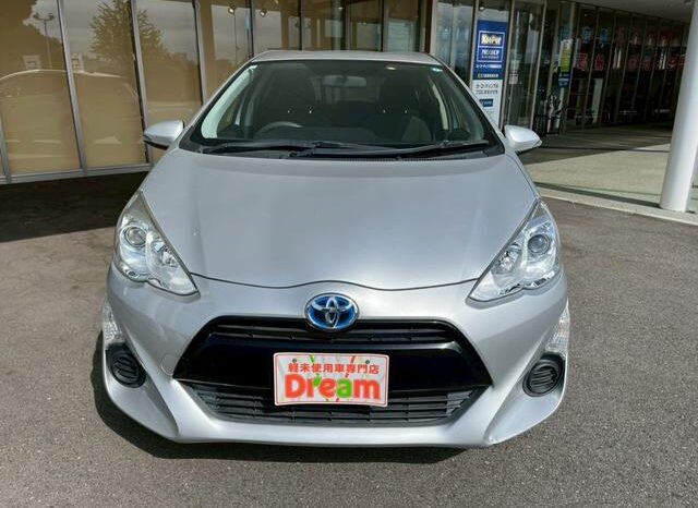 
								TOYOTA AQUA 2015 full									