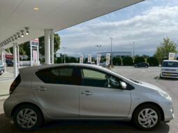 
										TOYOTA AQUA 2015 full									