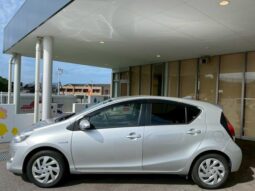 
										TOYOTA AQUA 2015 full									