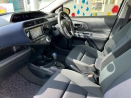 
										TOYOTA AQUA 2015 full									