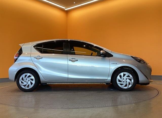 
								TOYOTA AQUA 2019 full									