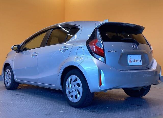 
								TOYOTA AQUA 2019 full									