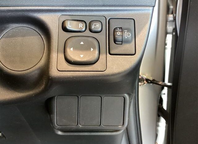 
								TOYOTA AQUA 2019 full									