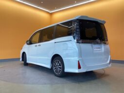 
										TOYOTA VOXY 2016 full									