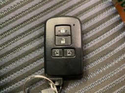 
										TOYOTA VOXY 2016 full									