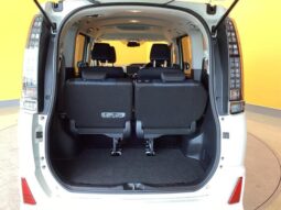 
										TOYOTA VOXY 2016 full									