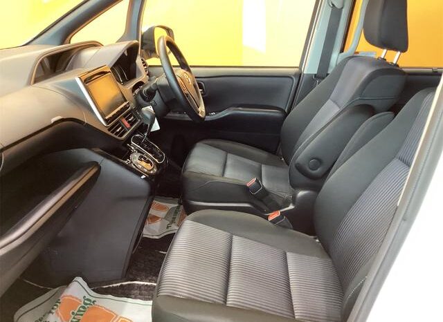 
								TOYOTA VOXY 2016 full									