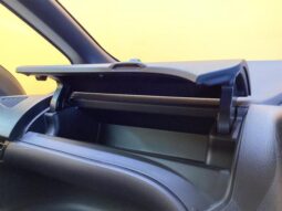 
										TOYOTA VOXY 2016 full									