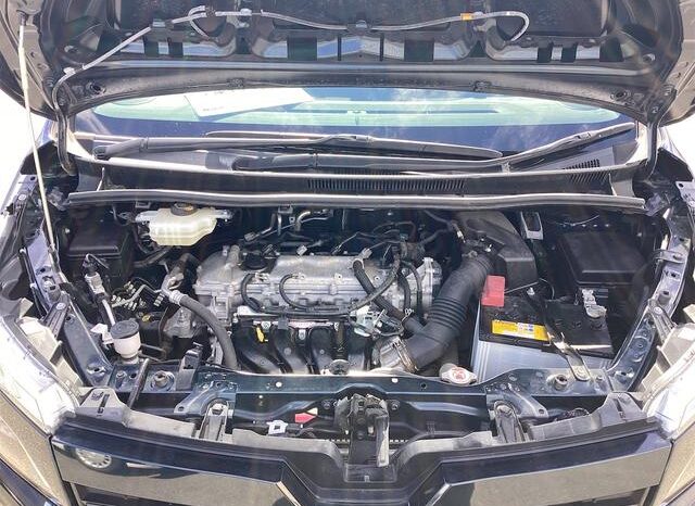 
								TOYOTA VOXY 2020 full									