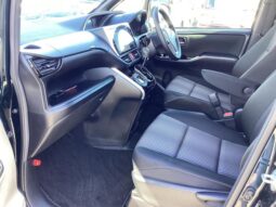 
										TOYOTA VOXY 2020 full									