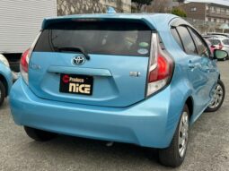 
										TOYOTA AQUA 2015 full									