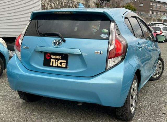 
								TOYOTA AQUA 2015 full									