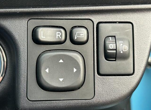 
								TOYOTA AQUA 2015 full									