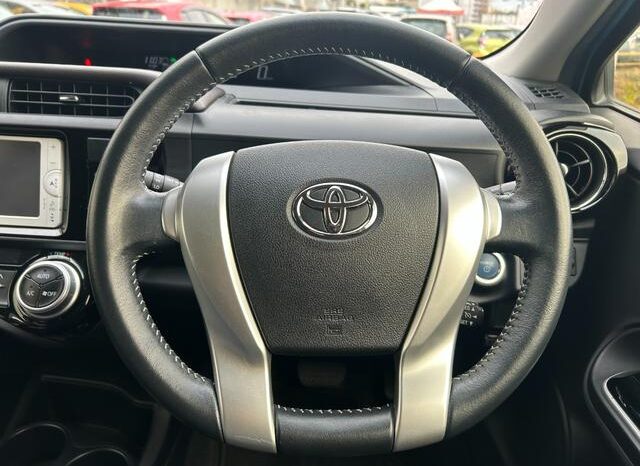 
								TOYOTA AQUA 2015 full									