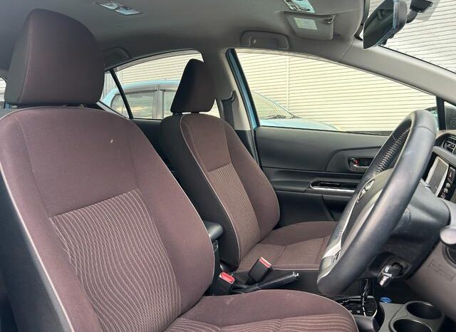 
								TOYOTA AQUA 2015 full									