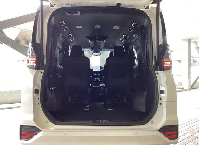 
								TOYOTA VOXY 2024 full									