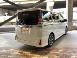 
										TOYOTA VOXY 2020 full									