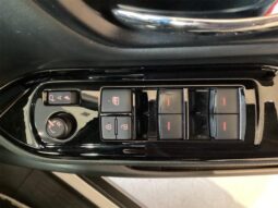 
										TOYOTA VOXY 2020 full									