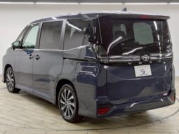 
										TOYOTA VOXY 2024 full									