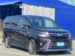 
										TOYOTA VOXY 2016 full									