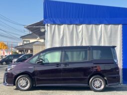 
										TOYOTA VOXY 2016 full									