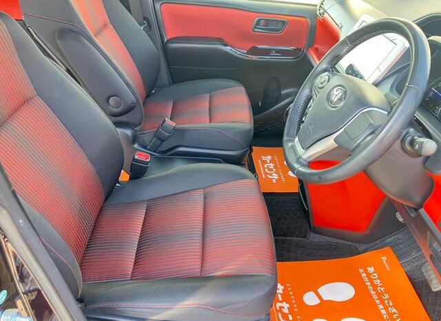 
								TOYOTA VOXY 2016 full									