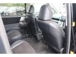 
										TOYOTA VOXY 2013 full									