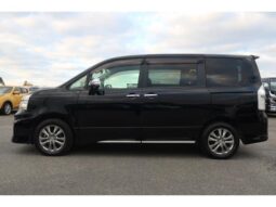 
										TOYOTA VOXY 2013 full									