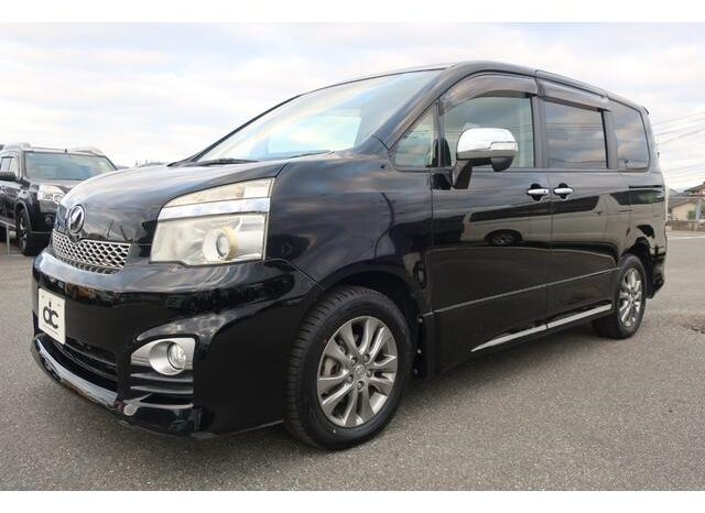 
								TOYOTA VOXY 2013 full									