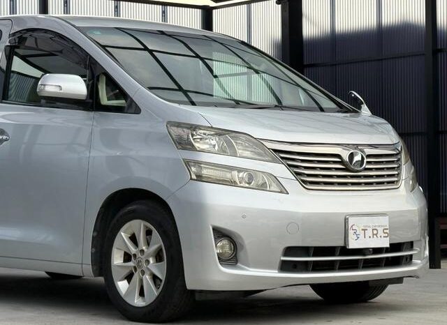 
								TOYOTA VELLFIRE 2008 full									