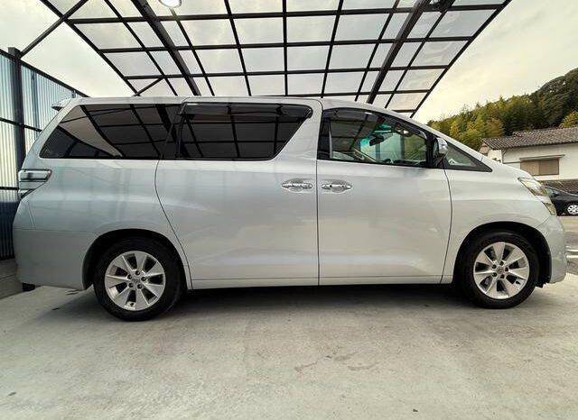 
								TOYOTA VELLFIRE 2008 full									