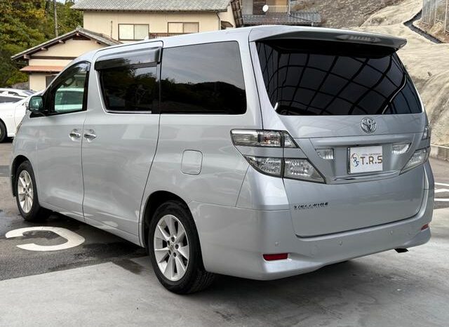 
								TOYOTA VELLFIRE 2008 full									